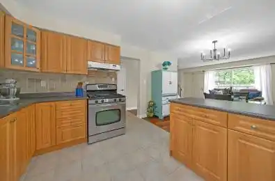 5 Early Apple Way Toronto C13 Ontario M3A 3N4