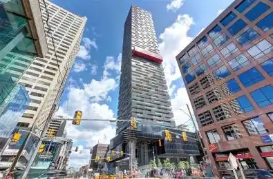 8 Eglinton Avenue Unit# 5202 Toronto C03 Ontario M4P 0C1