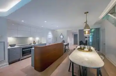 30 Nelson Street Unit# TH16 Toronto C01 Ontario M5V 0H5