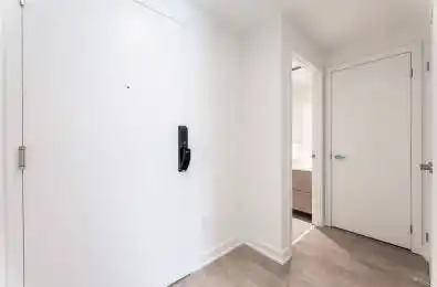 28 Ann Street Unit# 215 Mississauga Ontario M3C 0H5