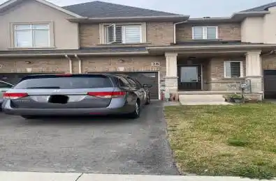 28 Foothills Lane Hamilton Ontario L8E 0K1