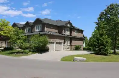 2 Stonecliffe Crescent Aurora Ontario L4G 7Z7