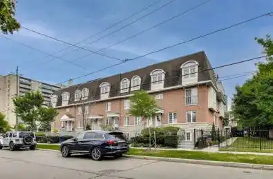 45 Cedarcroft Boulevard Unit# 7 Toronto C07 Ontario M2R 3Y2