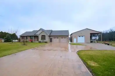 7284 Calvert Drive Strathroy-Caradoc Ontario N7G 3H5