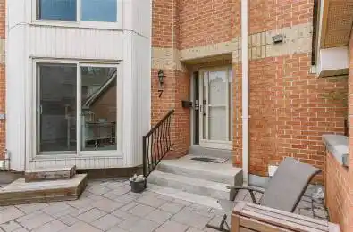 7 Rodeo Pathway Toronto E06 Ontario M1N 4E1