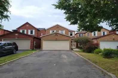 25 Nettlecreek Crescent Toronto E07 Ontario M1V 4K8