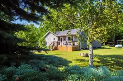 32 SUGARBUSH Road South Bruce Peninsula Ontario N0H 2T0