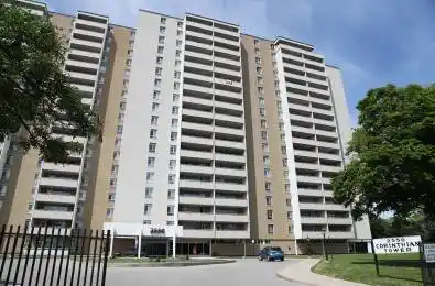 2550 Pharmacy Avenue Unit# 610 Toronto E05 Ontario M1W 1H9