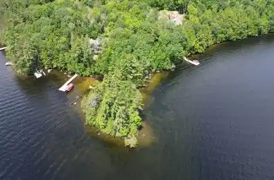 32 Bigwin Island Lake of Bays Ontario P0B 1A0