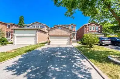 10 Squire Drive Richmond Hill Ontario L4S 1C4