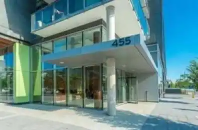 455 Front Street Unit# N1111 Toronto C08 Ontario M5A 0G2