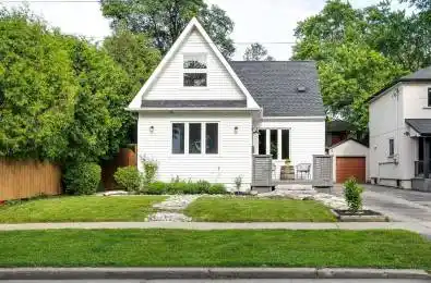 3 Chiswick Avenue Toronto W04 Ontario M6M 4T5