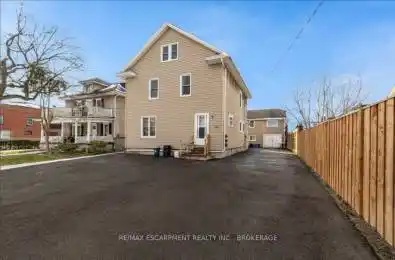 79 Burgar Street Welland Ontario L3B 2S9
