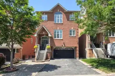 112 Alfred Smith Way Newmarket Ontario L3X 3B8