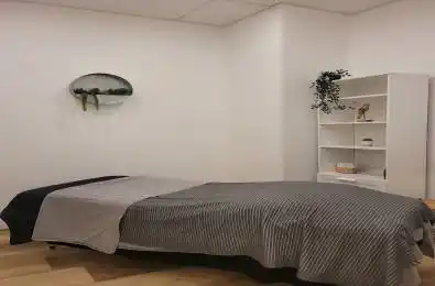 8077 Islington Avenue Unit# 204 Vaughan Ontario L4H 2R1