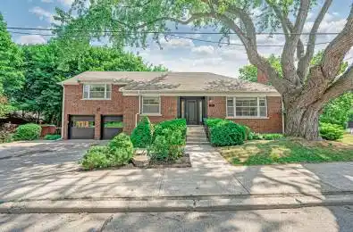 212 York Mills Road Toronto C12 Ontario M2L 1L1