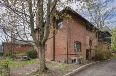 24 Indian Road Crescent Toronto W02 Ontario M6P 2G1