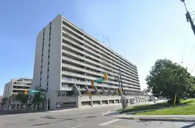55 William Street Unit# 401 Oshawa Ontario L1G 7C9