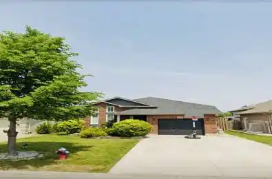 8409 Greenfield Crescent Niagara Falls Ontario L2H 3J8