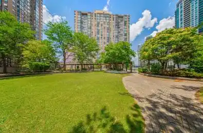 265 Enfield Place Unit# 1501 Mississauga Ontario L5B 3Y7