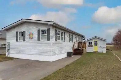 52 ALGONQUIN Lane Ashfield-Colborne-Wawanosh Ontario N7A 3Y2