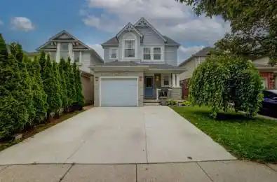28 Bartleman Crescent Cambridge Ontario N3C 4L5