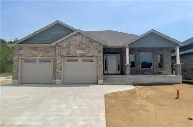 379 RIDGE Street Saugeen Shores Ontario N0H 2C3