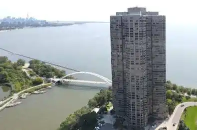 1 Palace Pier Court Unit# 3309 Toronto W06 Ontario M8V 3W9