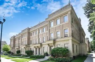 30 Hargrave Lane Unit# 10 Toronto C12 Ontario M4N 0A4