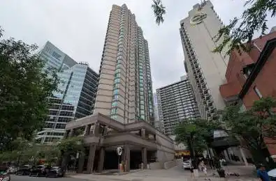 38 Elm Street Unit# PH3403 Toronto C01 Ontario M5G 2K5