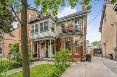 35 Beaconsfield Avenue Unit# 4 Toronto C01 Ontario M6J 3J1