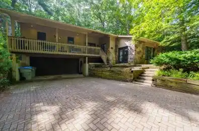 10285 Pines Parkway Lambton Shores Ontario N0M 1T0