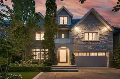 8 Hillholm Road Toronto C03 Ontario M5P 1M2