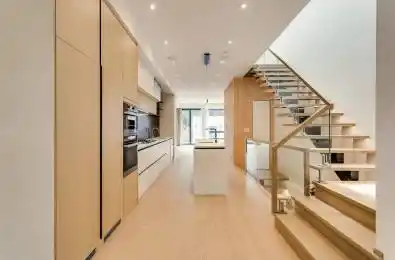 511 Woburn Avenue Toronto C04 Ontario M5M 1L8