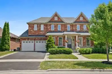 21 Ash Green Lane Uxbridge Ontario L9P 2A8