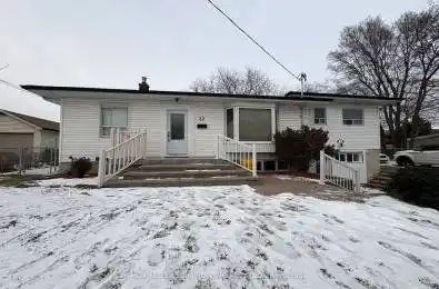 32 Warnsworth Street Toronto E10 Ontario M1E 2L9