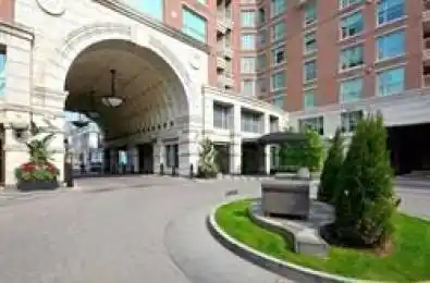 38 Avenue Road Unit# 303 Toronto C02 Ontario M5R 2G2