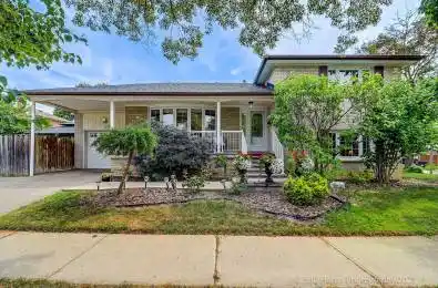 44 Oxenden Crescent Toronto W08 Ontario M9C 4H4