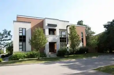 52 Causland Lane Richmond Hill Ontario L4S 0G5