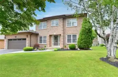 3 Suter Crescent Hamilton Ontario L9H 6R6