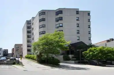 11 Cobourg Street Unit# 401 Stratford Ontario N5A 3E4