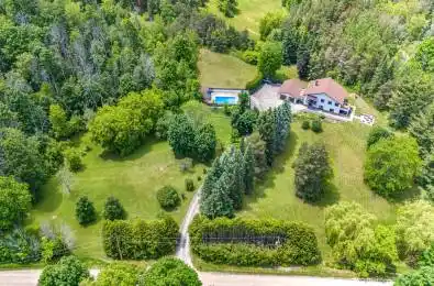 12 Goulding Lane Mono Ontario L9W 6H2