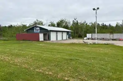 1013 Penetanguishene Road Oro-Medonte Ontario L4M 4Y8