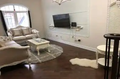 7 Hayes Lane Toronto C14 Ontario M2N 0E7