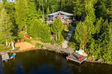 402 STEENBURG LAKE Road Limerick Ontario K0M 1W0