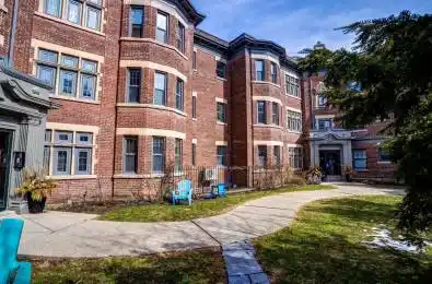 48 Lawton Boulevard Unit# 17 Toronto C02 Ontario M4V 1Z5