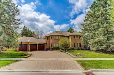 90 Treegrove Circle Aurora Ontario L4G 2J9