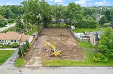 28 Calvin Street Hamilton Ontario L9G 2G3