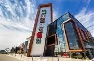 7250 Keele Street Unit# 207 Vaughan Ontario L4K 1Z8