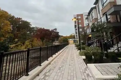 155 Cannon Jackson Dr Drive Unit# 206 Toronto W04 Ontario M6M 0B7